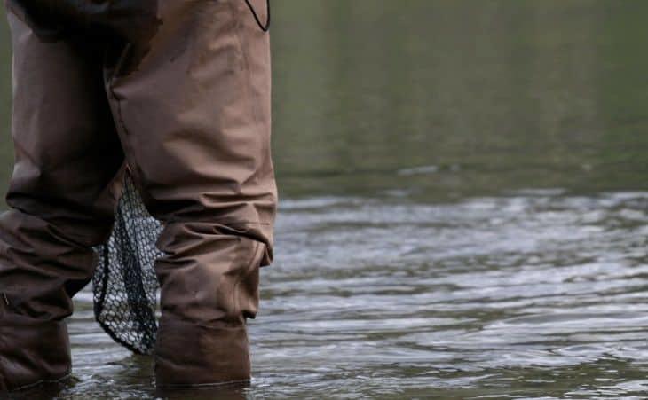 how to choose fishing waders and wading boots